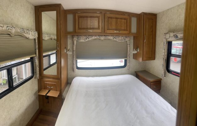 2005 Triple E Regency - Image 18