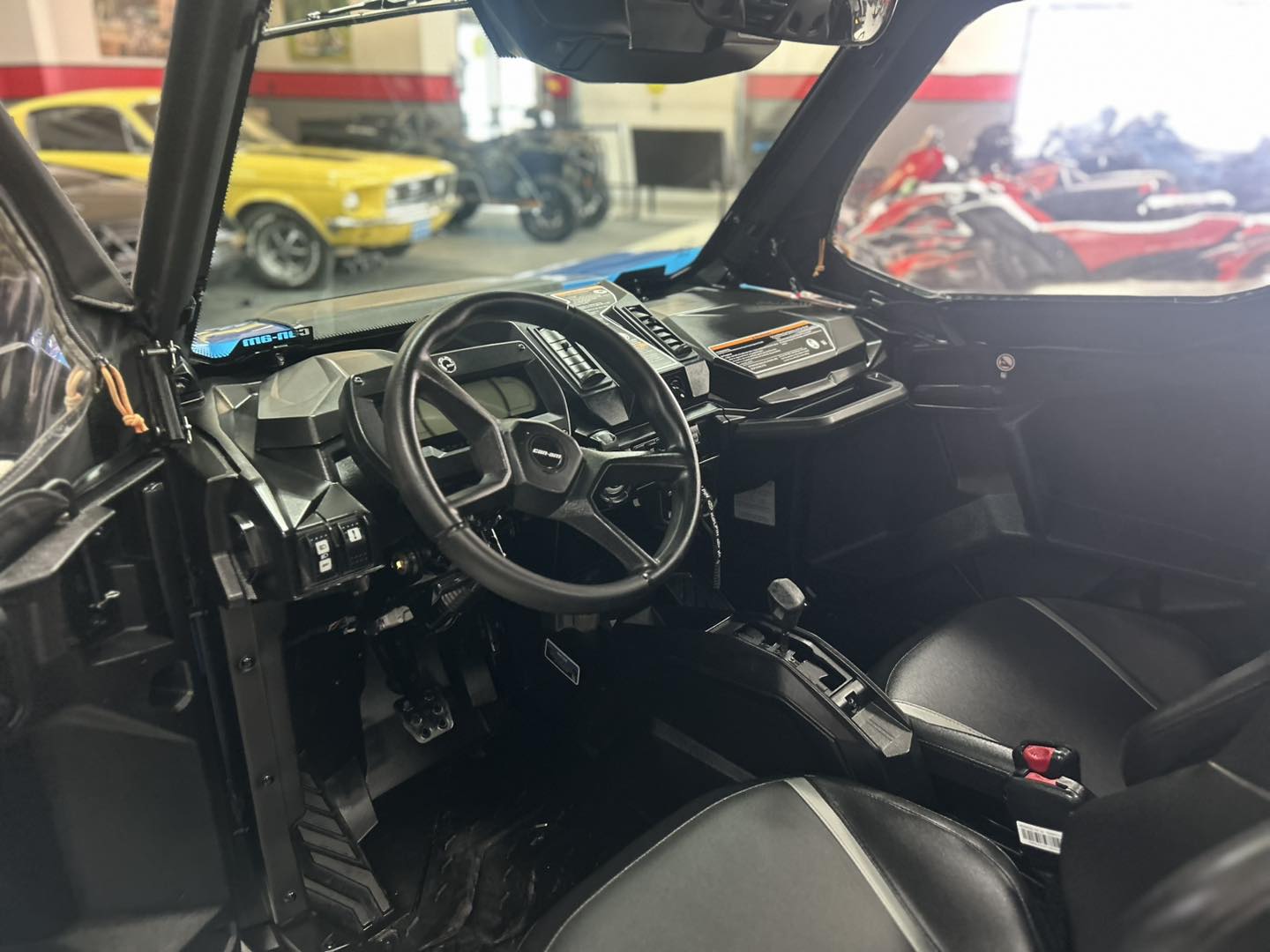 2023 Can-Am Commander 700 - Image 6