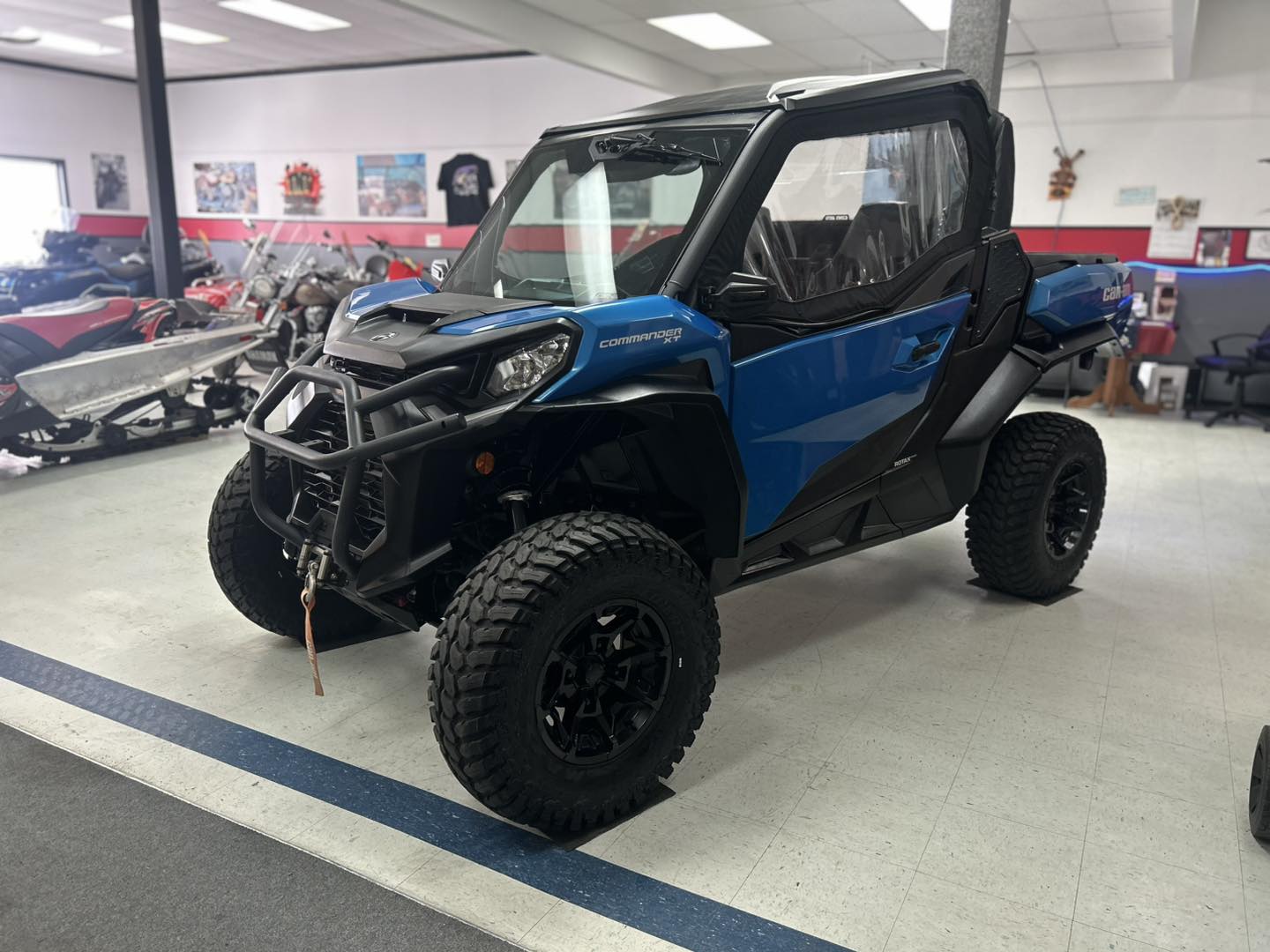 2023 Can-Am Commander 700 - Image 18