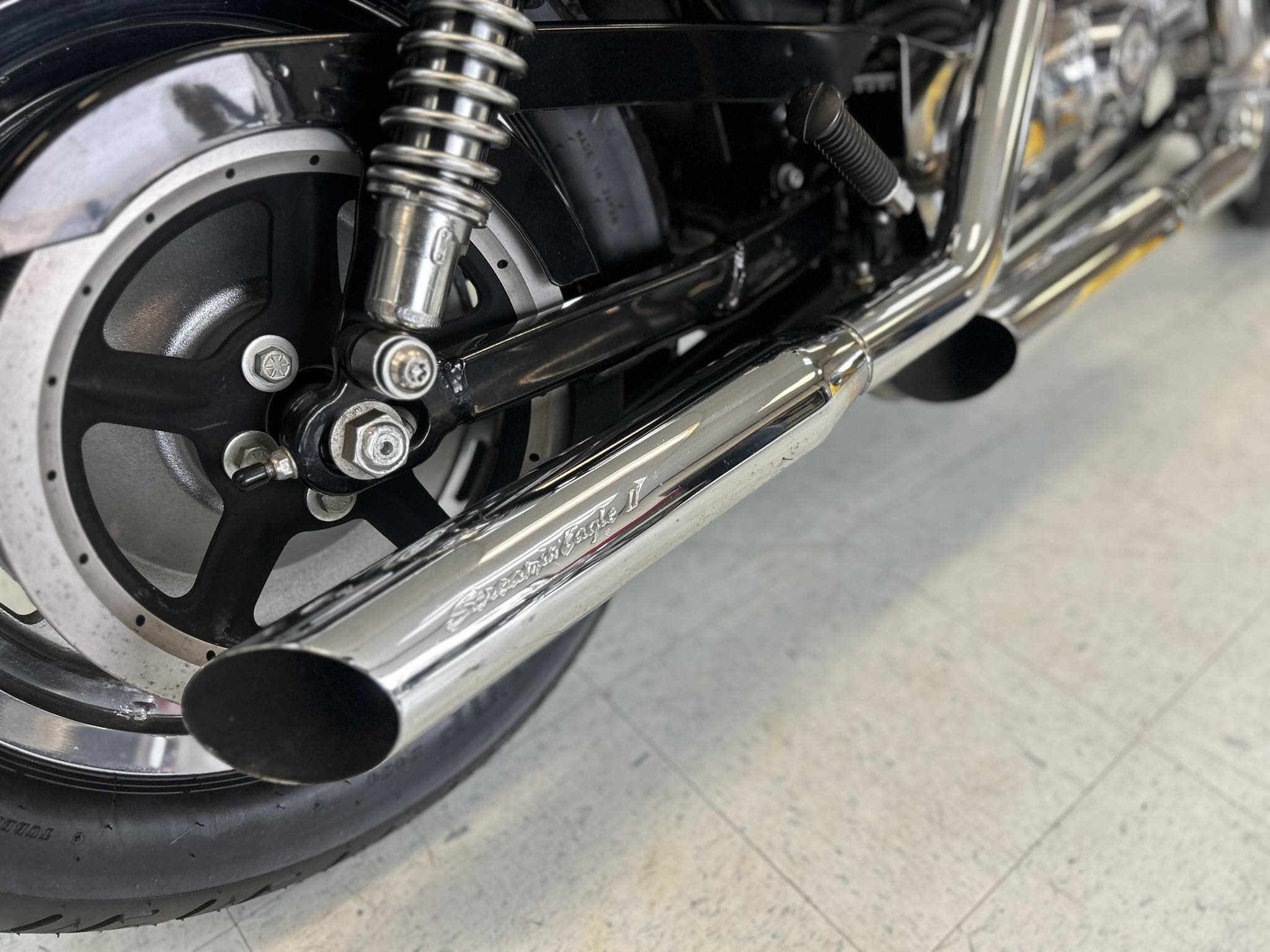 2005 1200 Harley Davidson Sportster - Image 9