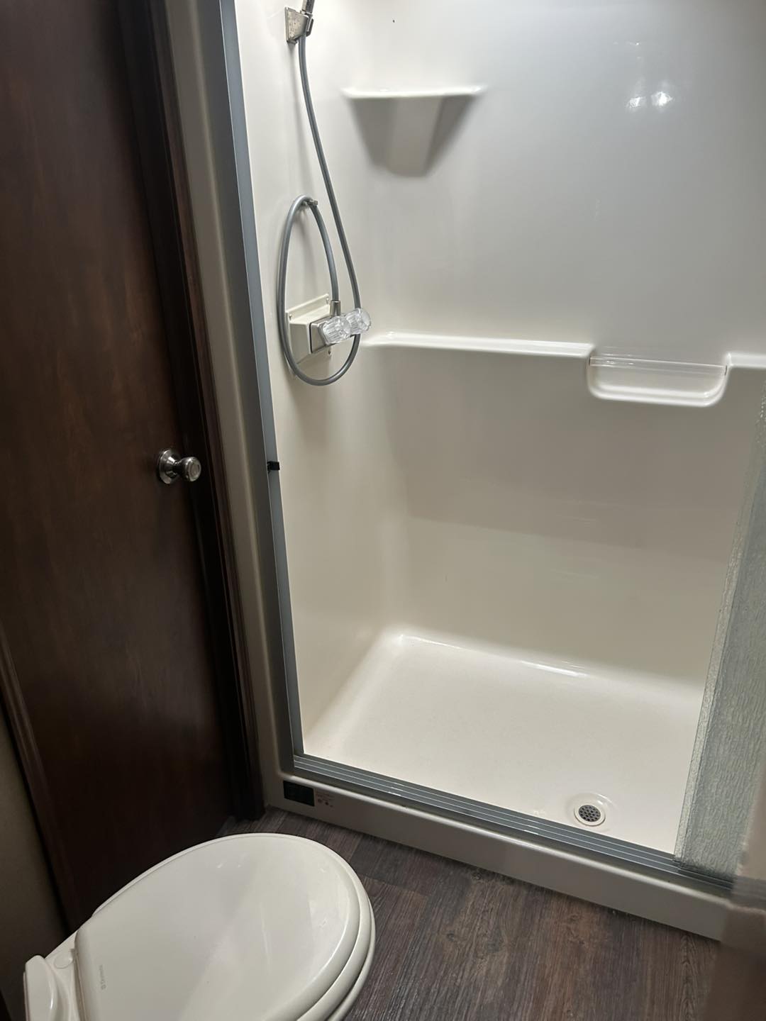 2015 Keystone Cougar 313RL - Image 18