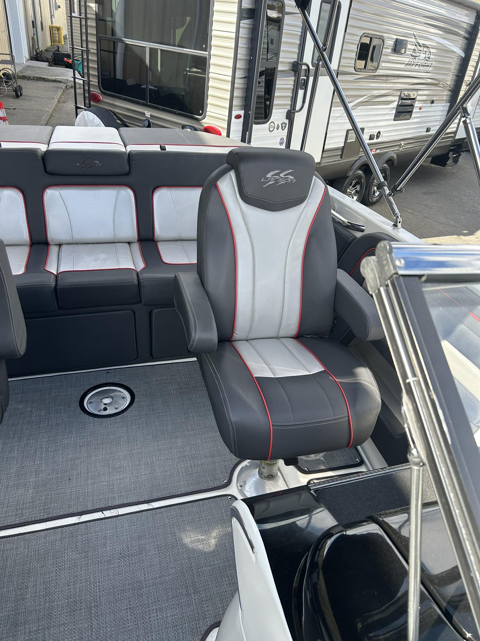 2014 Larson super sport 23 BOWRIDER - Image 11