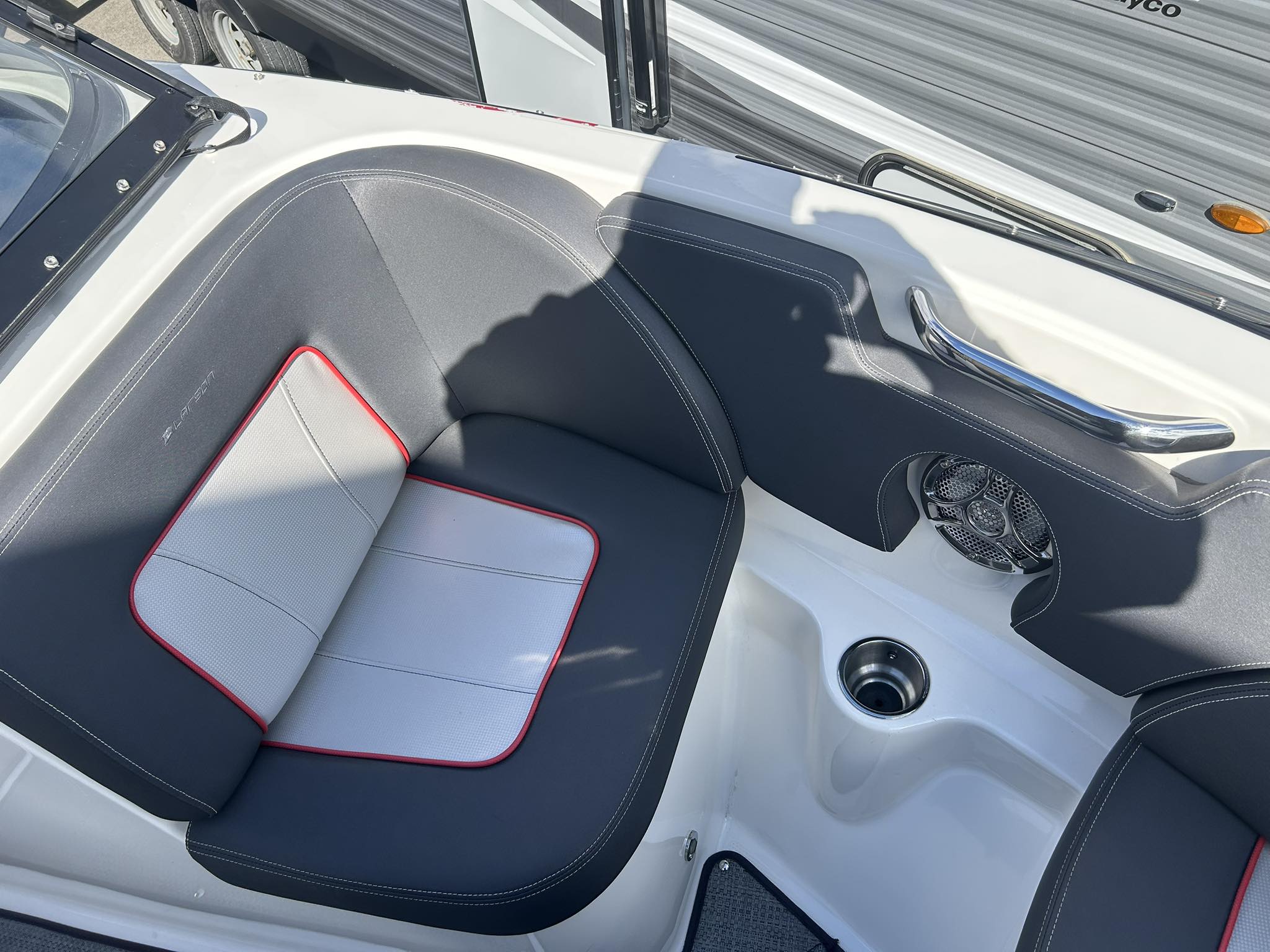 2014 Larson super sport 23 BOWRIDER - Image 12