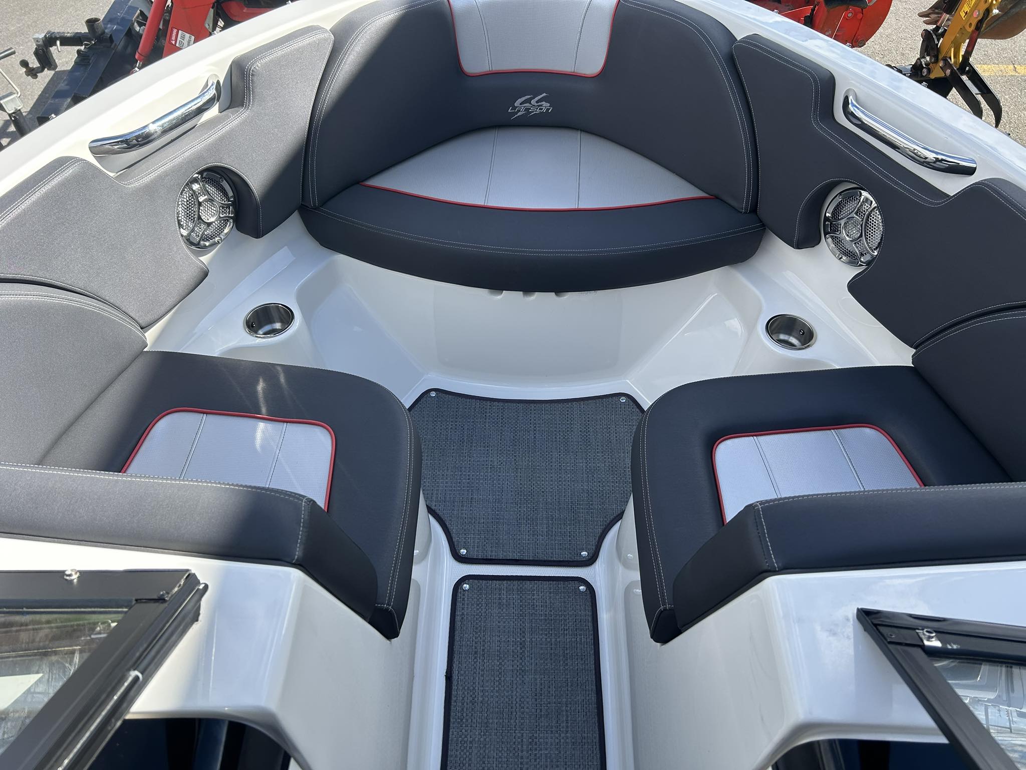 2014 Larson super sport 23 BOWRIDER - Image 14