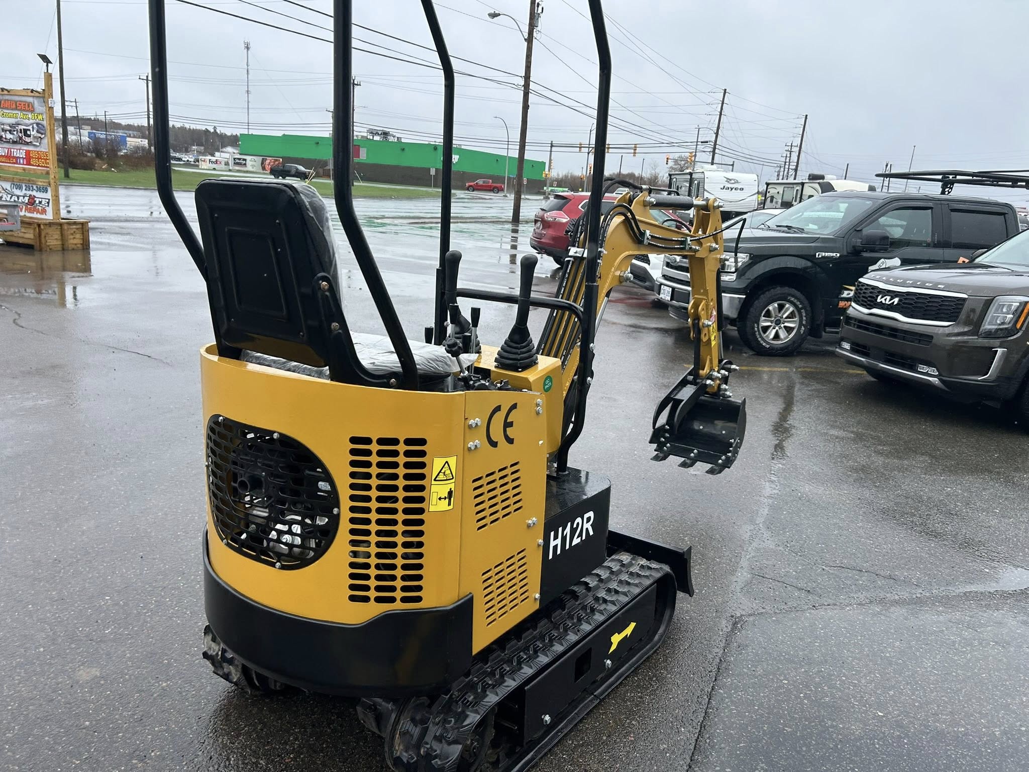 H12R AGT Mini Excavator - Image 7