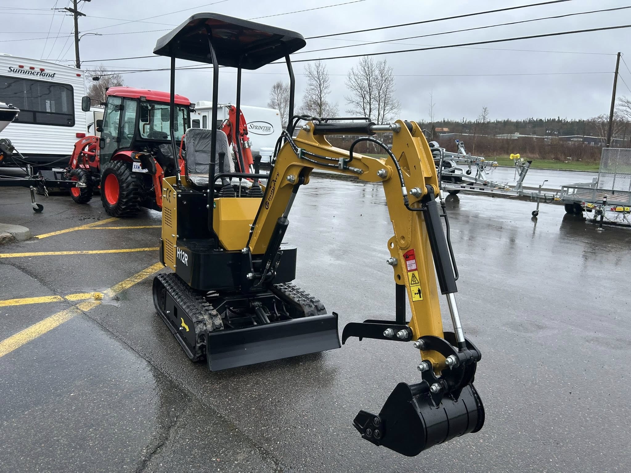 H12R AGT Mini Excavator - Image 9