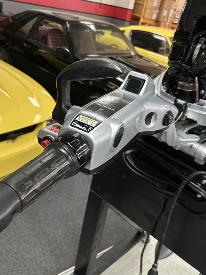 100 hp Honda VTEC engine ((WITH TILLER)) - Image 6