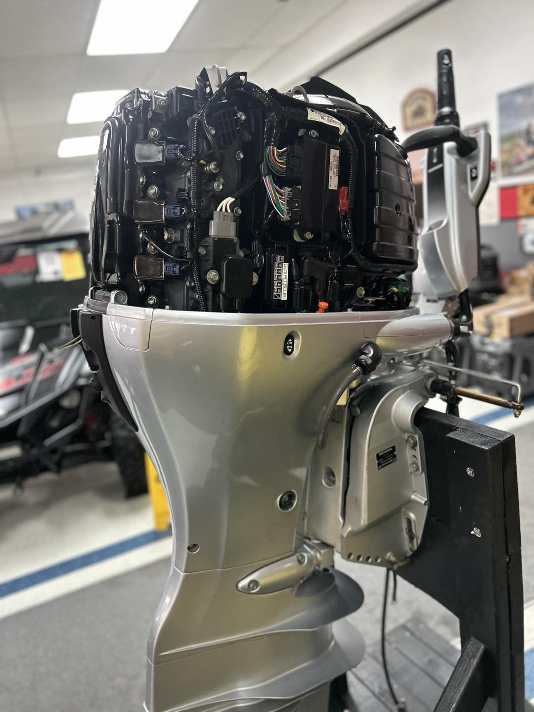 100 hp Honda VTEC engine ((WITH TILLER)) - Image 8