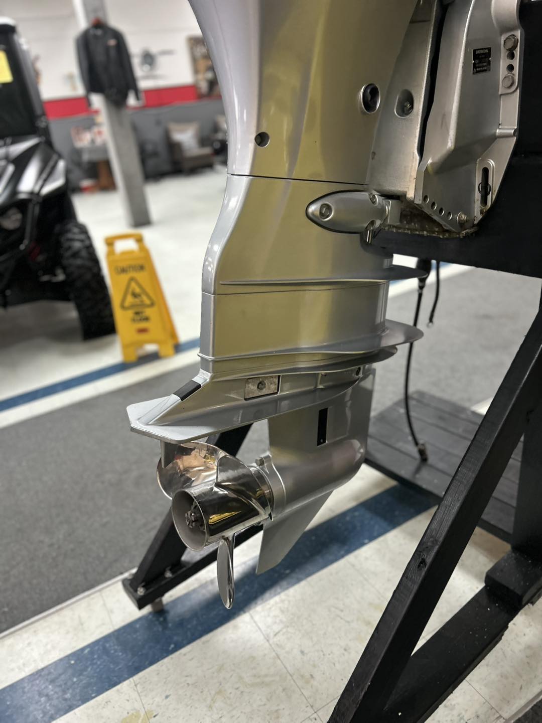 100 hp Honda VTEC engine ((WITH TILLER)) - Image 9