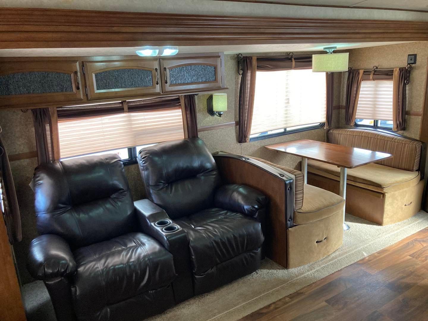 2014 Salem Hemisphere 272RLIS - Image 16