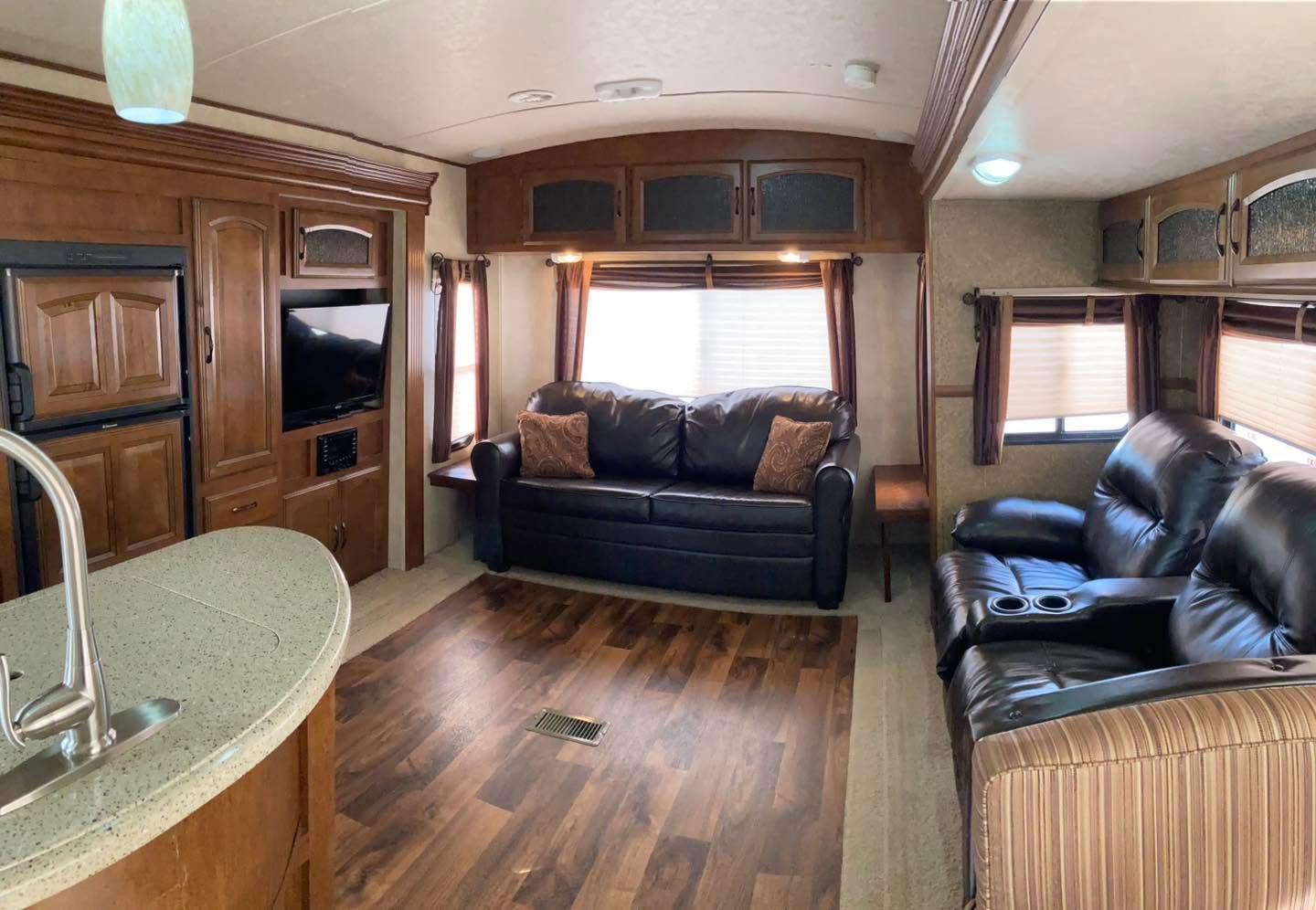 2014 Salem Hemisphere 272RLIS - Image 19
