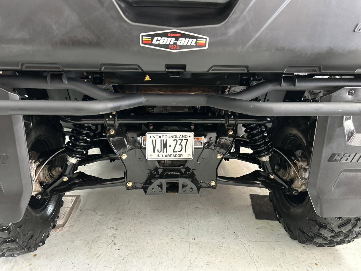 2023 Can-Am defender HD Limited with HVAC - Image 15