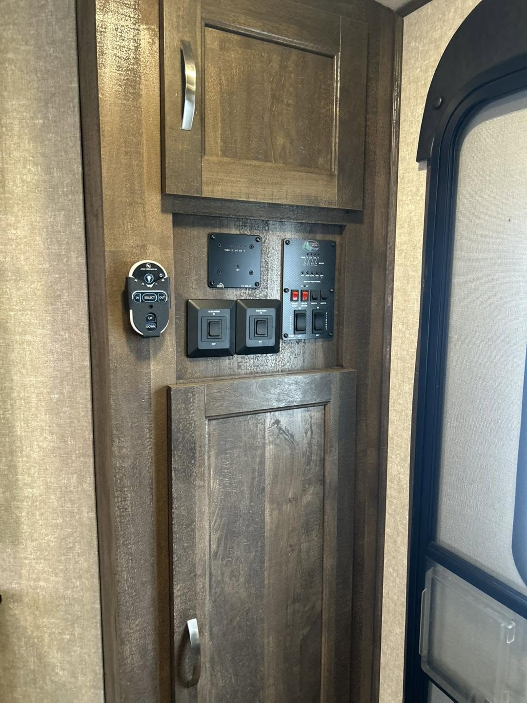 2018 Forest River Vibe VBT313BHS Bunkhouse - Image 12