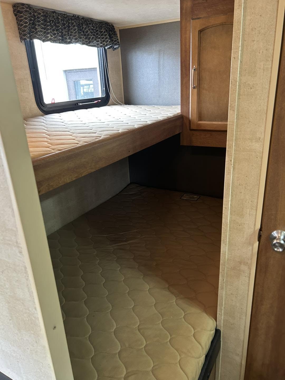 2015 Keystone Summerland 2600 - Image 13