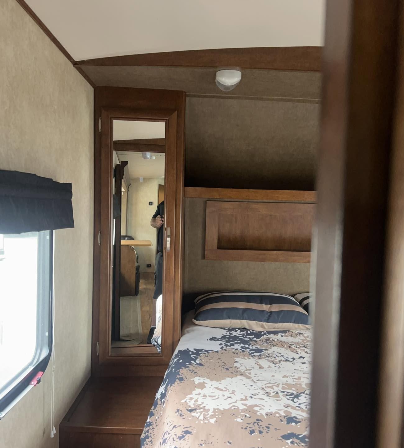 2016 Vibe Bunkhouse 272BHS - Image 16