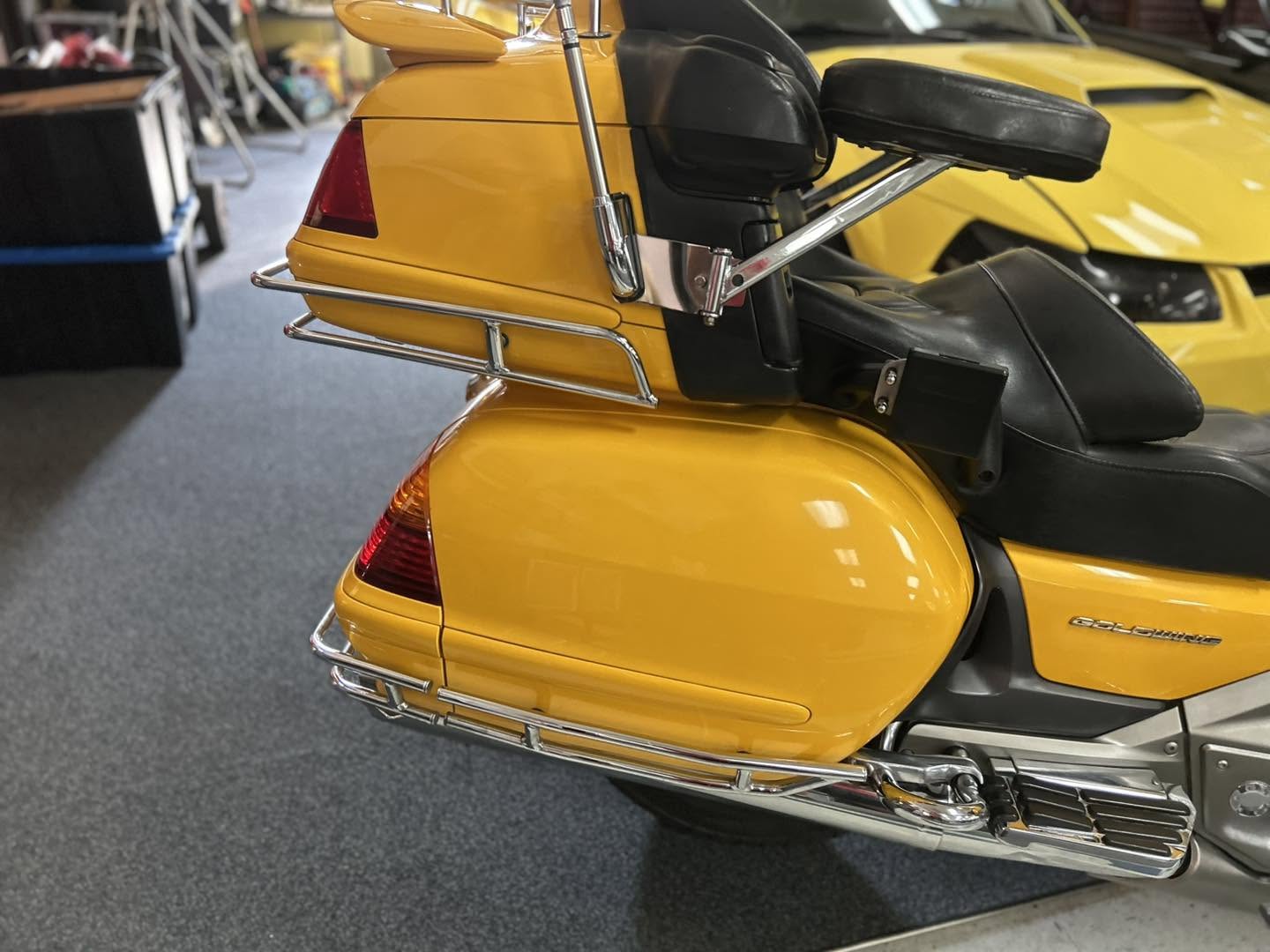 2001 Gold Wing - Image 16
