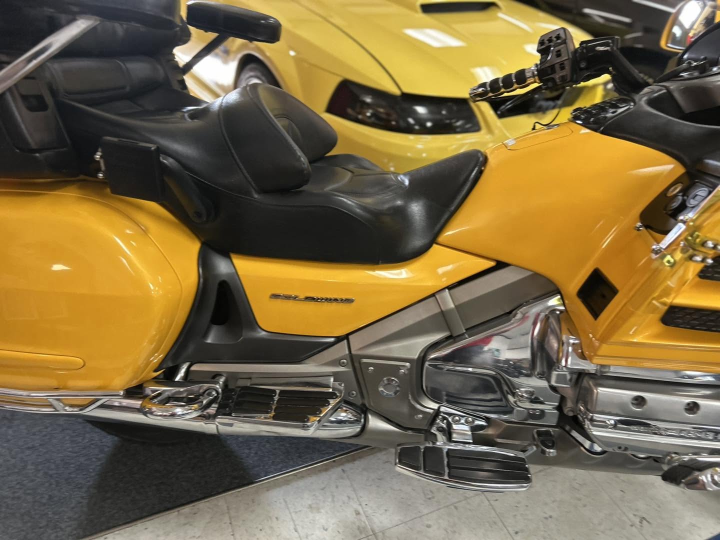 2001 Gold Wing - Image 17