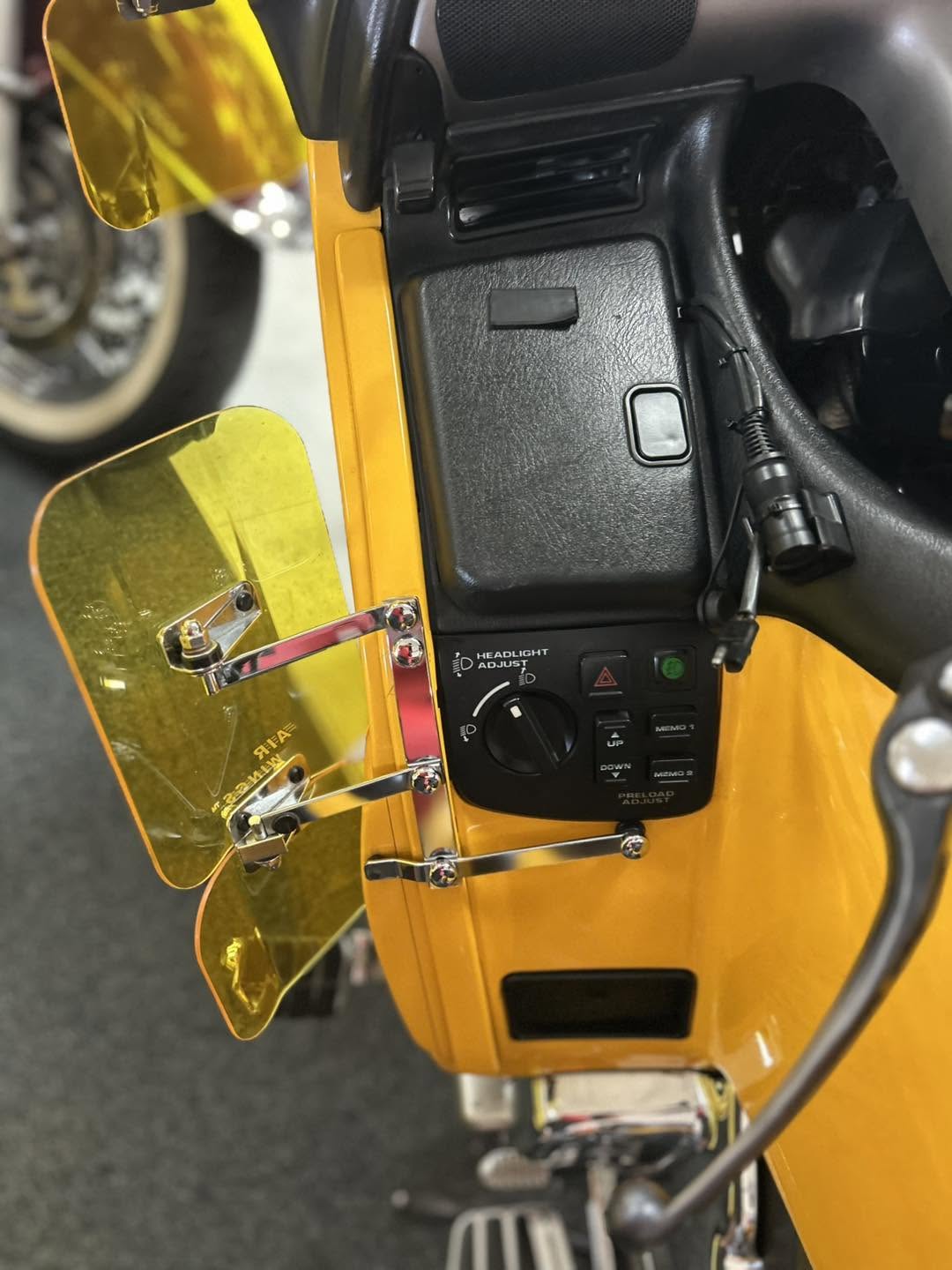 2001 Gold Wing - Image 3