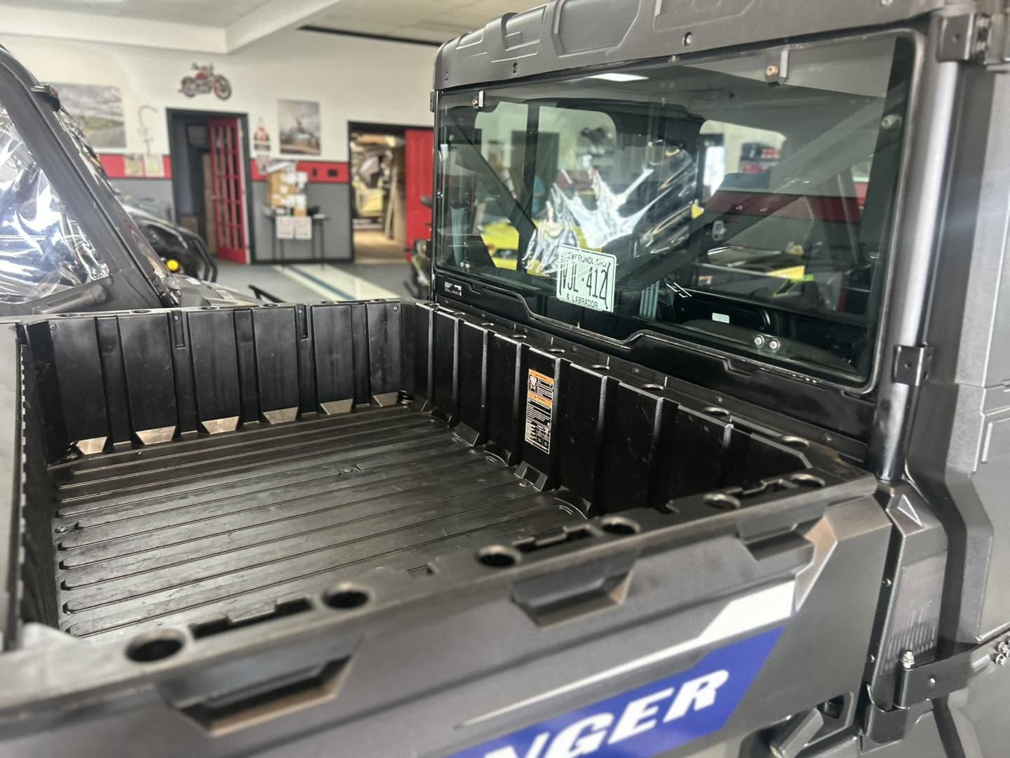 2023 Polaris Ranger 1000 Crew - Image 2
