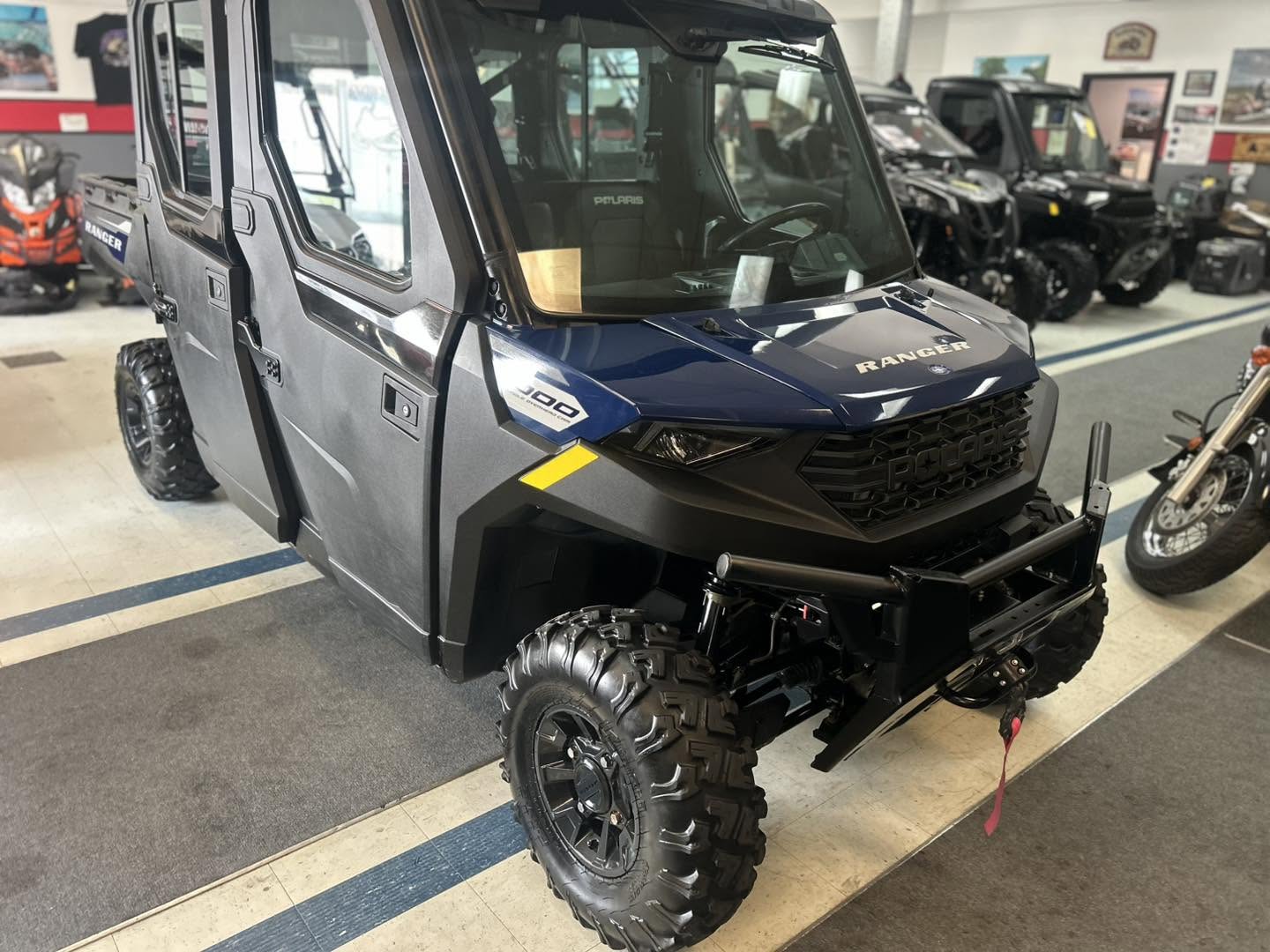 2023 Polaris Ranger 1000 Crew - Image 14