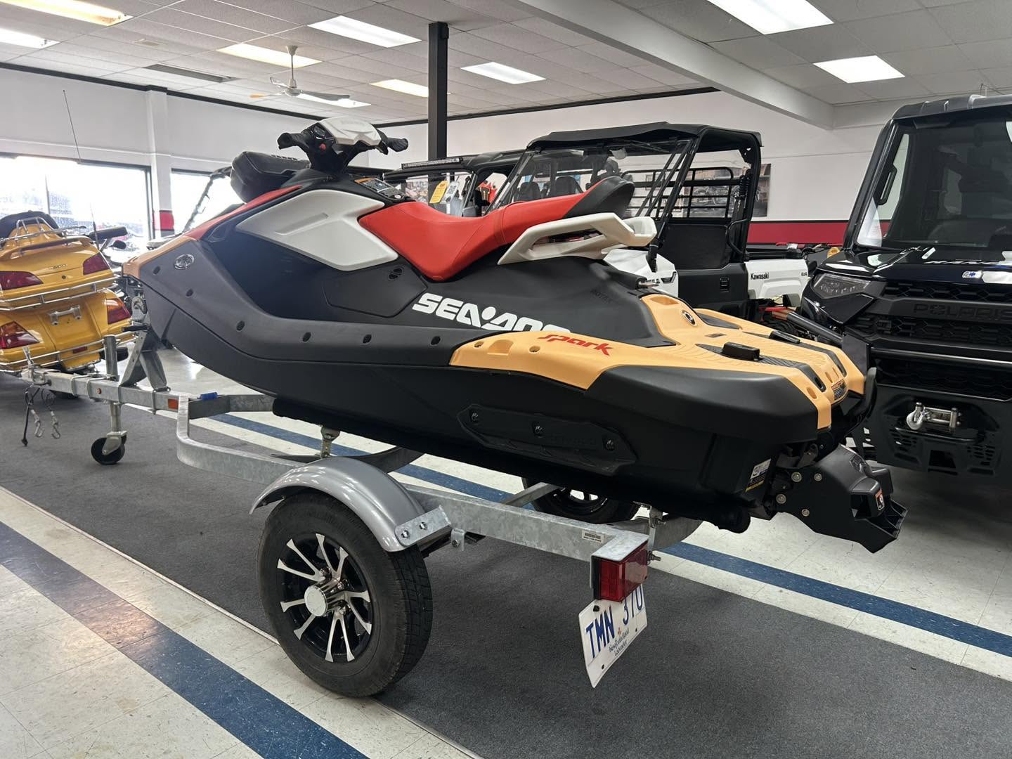 2025 Sea-Doo spark 900 (90Hp) PWC with a 2025 Karavan trailer - Image 11