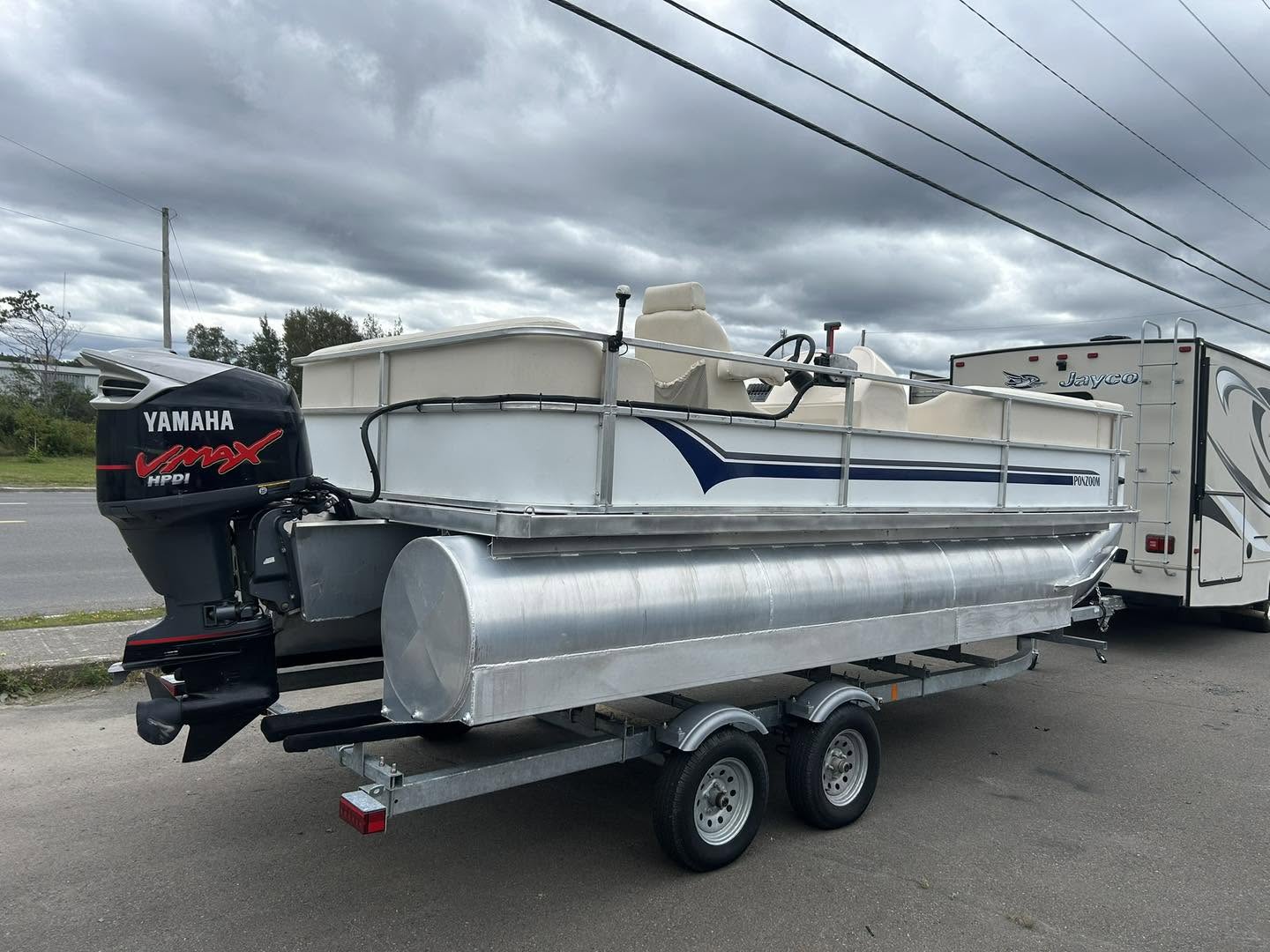 2027 PONDZOOM Pontoon Boat